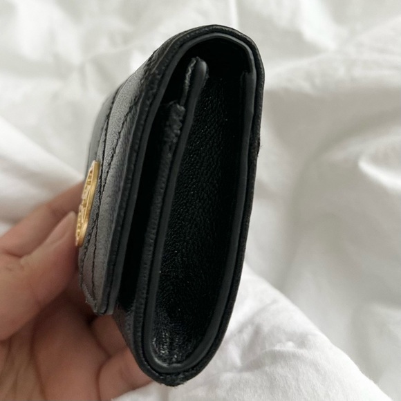 Tory Burch card holder - Picture 3 of 9